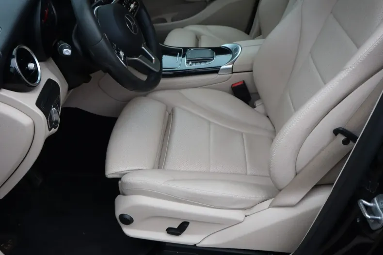 Mercedes-Benz GLC 220 din 2020 cu 99.000 km - oferta MER120357 - foto 10