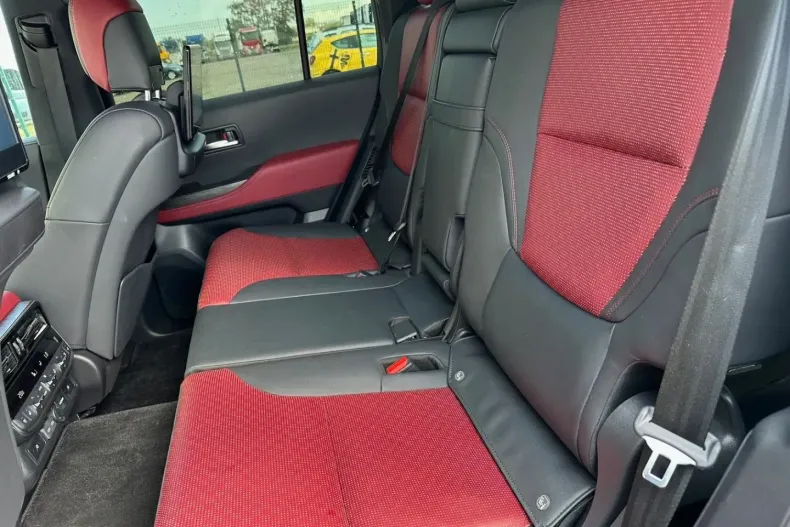 Toyota Land Cruiser din 2023 cu 51.693 km - oferta TOY120362 - foto 16