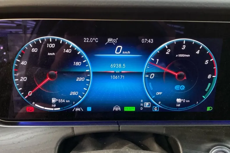 Mercedes-Benz E 300 din 2022 cu 106.171 km - oferta MER120383 - foto 10