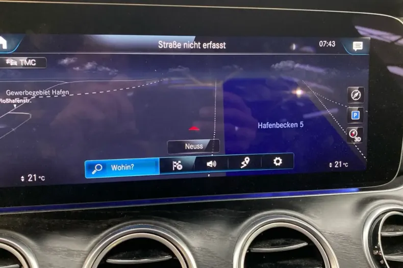 Mercedes-Benz E 300 din 2022 cu 106.171 km - oferta MER120383 - foto 13