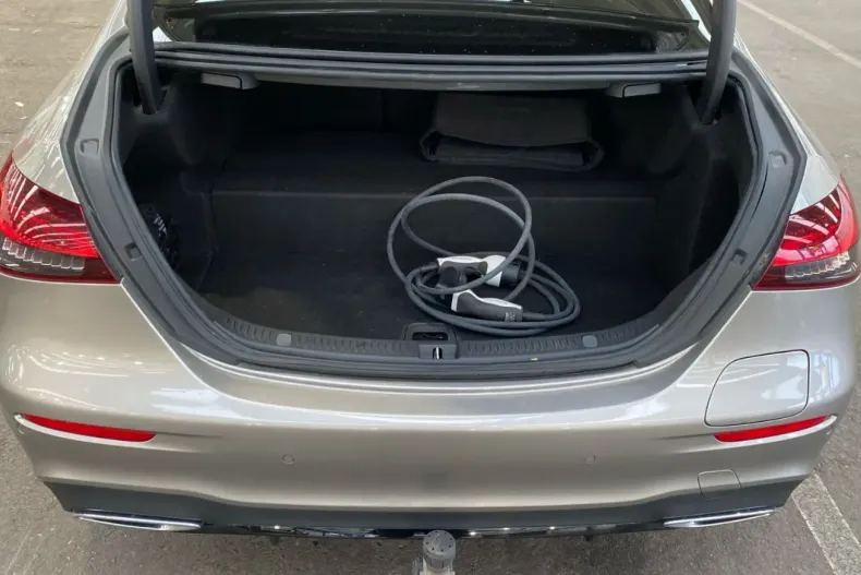 Mercedes-Benz E 300 din 2022 cu 106.171 km - oferta MER120383 - foto 14