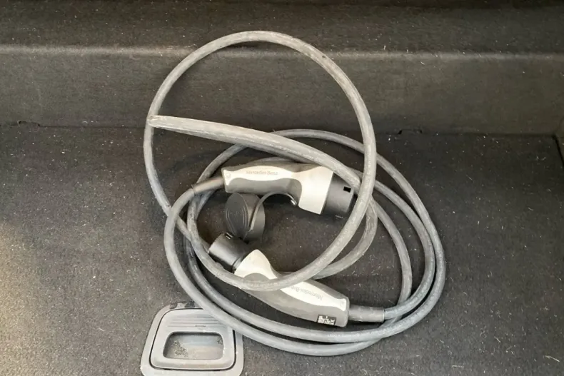 Mercedes-Benz E 300 din 2022 cu 106.171 km - oferta MER120383 - foto 18