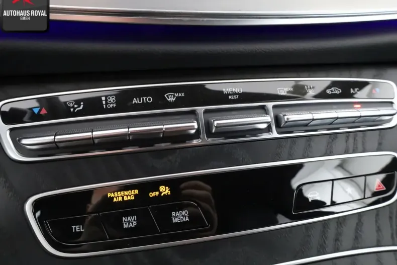 Mercedes-Benz E 300 din 2020 cu 95.954 km - oferta MER120386 - foto 25