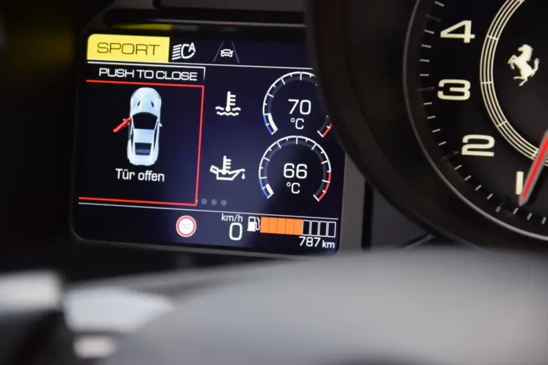 Ferrari Portofino din 2023 cu 1.790 km - oferta FER120388 - foto 20