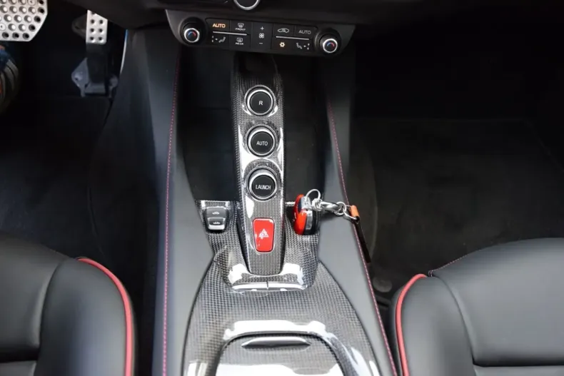 Ferrari Portofino din 2023 cu 1.790 km - oferta FER120388 - foto 24