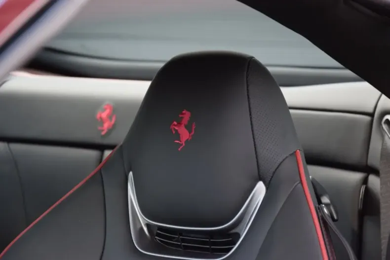 Ferrari Portofino din 2023 cu 1.790 km - oferta FER120388 - foto 31