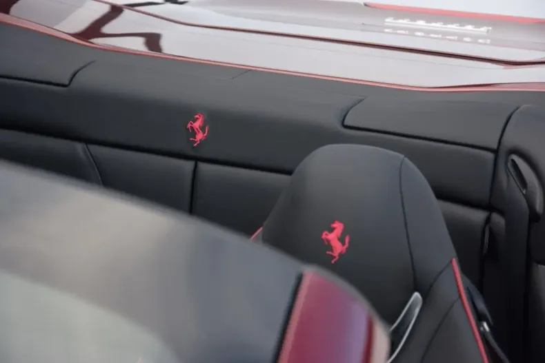 Ferrari Portofino din 2023 cu 1.790 km - oferta FER120388 - foto 32