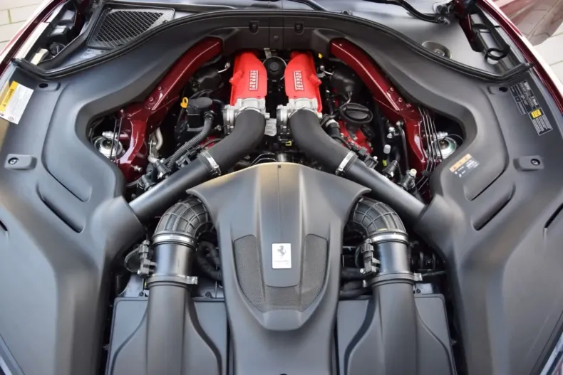 Ferrari Portofino din 2023 cu 1.790 km - oferta FER120388 - foto 36