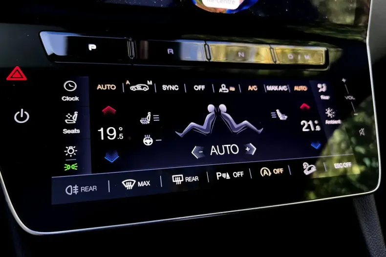 Maserati Grecale din 2023 cu 82.144 km - oferta MAS120391 - foto 15