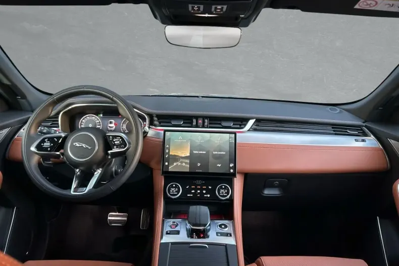 Jaguar F-Pace din 2023 cu 11.500 km - oferta JAG120396 - foto 4