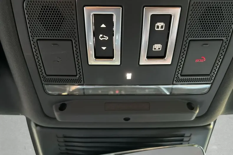 Jaguar F-Pace din 2023 cu 11.500 km - oferta JAG120396 - foto 19