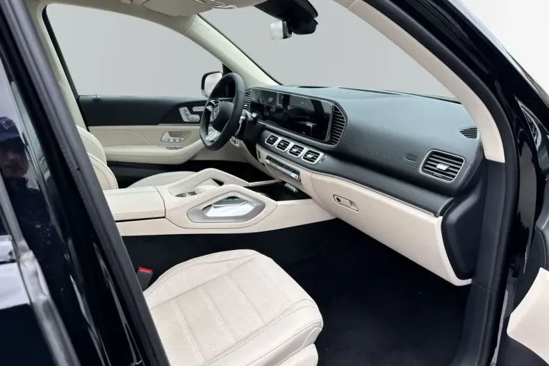 Mercedes-Benz GLS 350 din 2024 cu 17.500 km - oferta MER120412 - foto 9