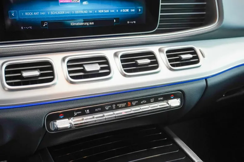 Mercedes-Benz GLE 350 din 2021 cu 64.377 km - oferta MER120418 - foto 24