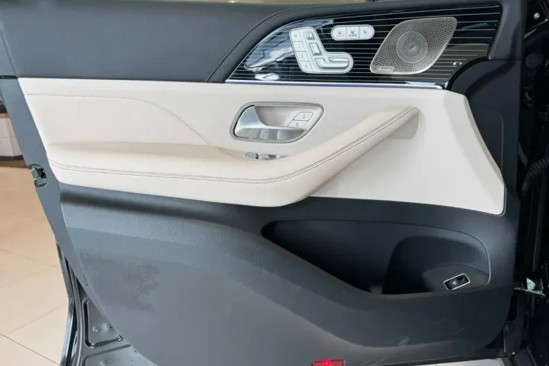 Mercedes-Benz GLE 450 din 2024 cu 16.000 km - oferta MER120420 - foto 9