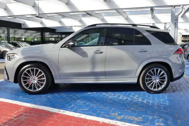 Mercedes-Benz GLE 350 din 2023 cu 10.457 km - oferta MER120421 - foto 3