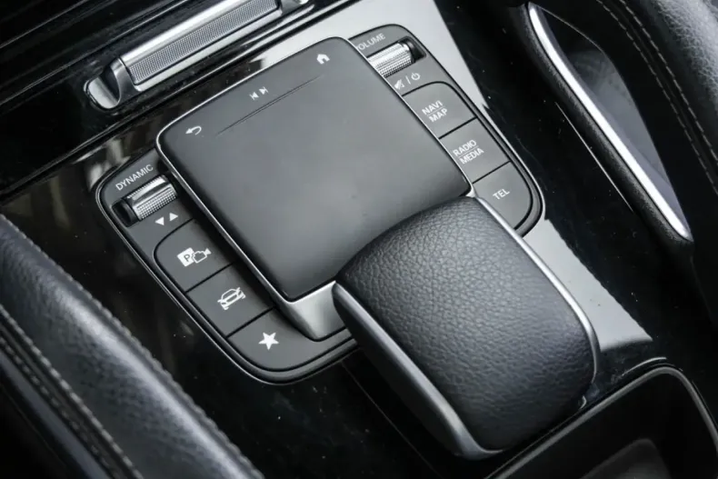 Mercedes-Benz GLE 300 din 2022 cu 39.490 km - oferta MER120422 - foto 9