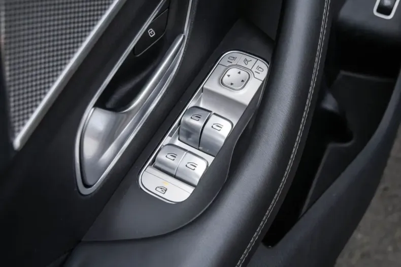 Mercedes-Benz GLE 300 din 2022 cu 39.490 km - oferta MER120422 - foto 13