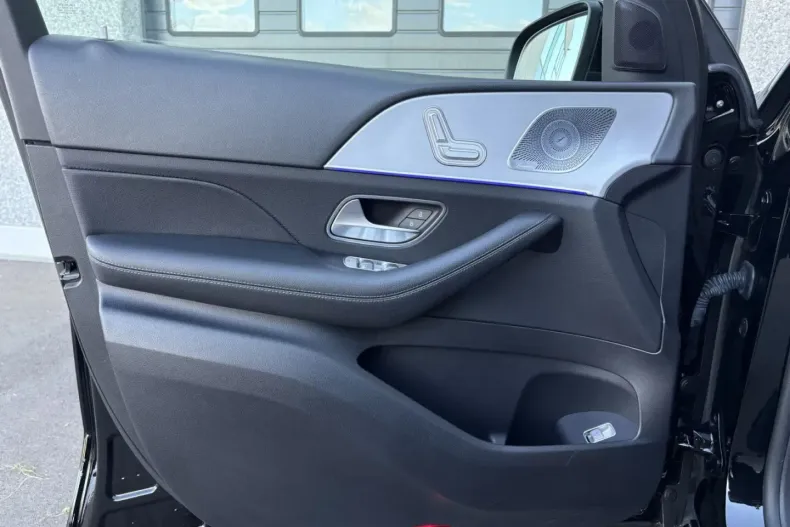 Mercedes-Benz GLE 400 din 2021 cu 63.500 km - oferta MER120425 - foto 13