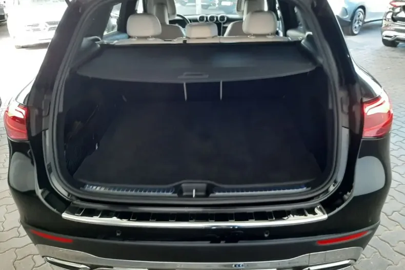 Mercedes-Benz GLC 220 din 2024 cu 35.002 km - oferta MER120426 - foto 8