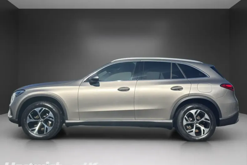 Mercedes-Benz GLC 300 din 2022 cu 4.290 km - oferta MER120428 - foto 4