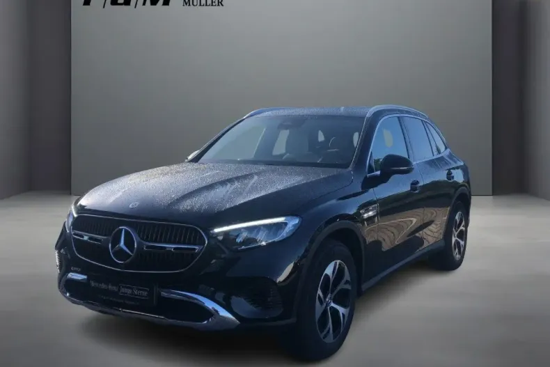 Mercedes-Benz GLC 220 din 2024 cu 12.800 km - oferta MER120429 - foto 1