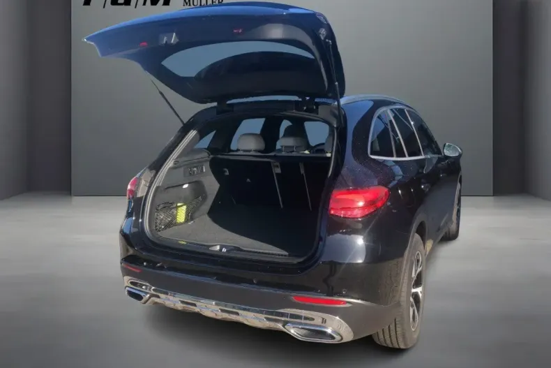 Mercedes-Benz GLC 220 din 2024 cu 12.800 km - oferta MER120429 - foto 5