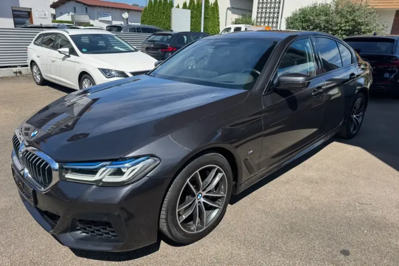 BMW 540 din 2023 cu 92.580 km - oferta BMW120432 - foto 1