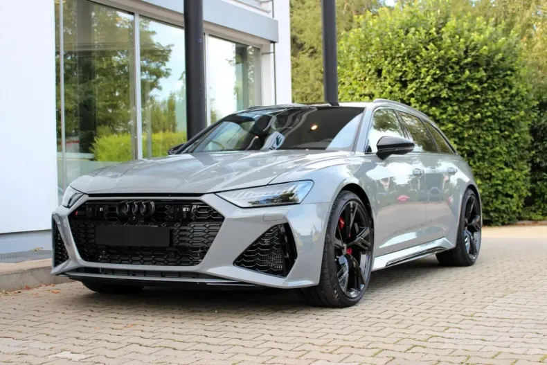 Audi RS6 din 2024 cu 22.130 km - oferta AUD120438 - foto 1
