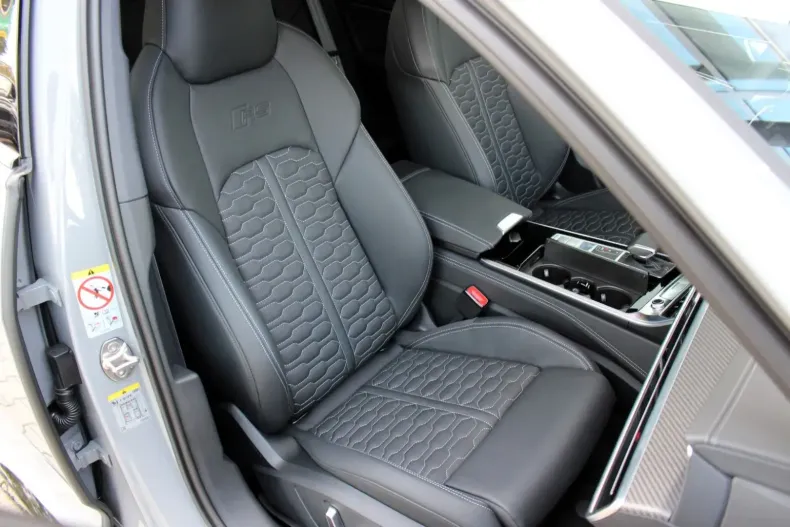 Audi RS6 din 2024 cu 22.130 km - oferta AUD120438 - foto 19