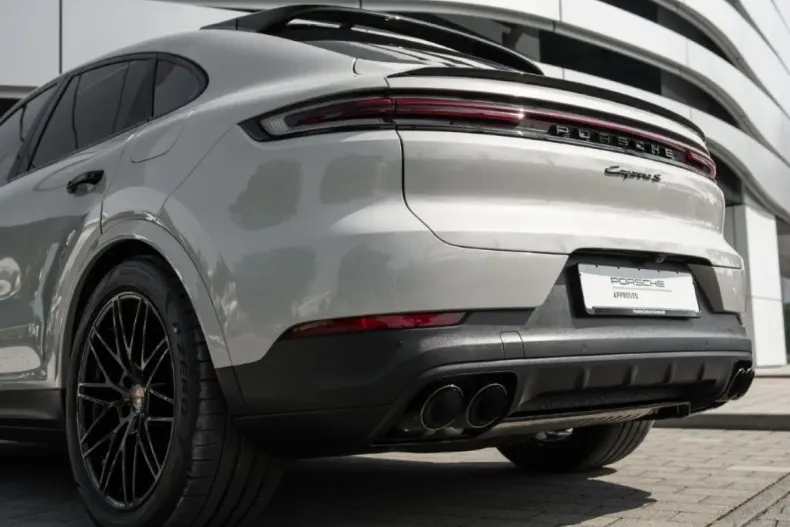 Porsche Cayenne din 2024 cu 3.600 km - oferta POR120439 - foto 7