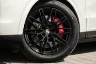 Porsche Cayenne din 2024 cu 3.600 km - oferta POR120439 - foto 11