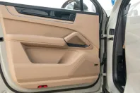 Porsche Cayenne din 2024 cu 3.600 km - oferta POR120439 - foto 15