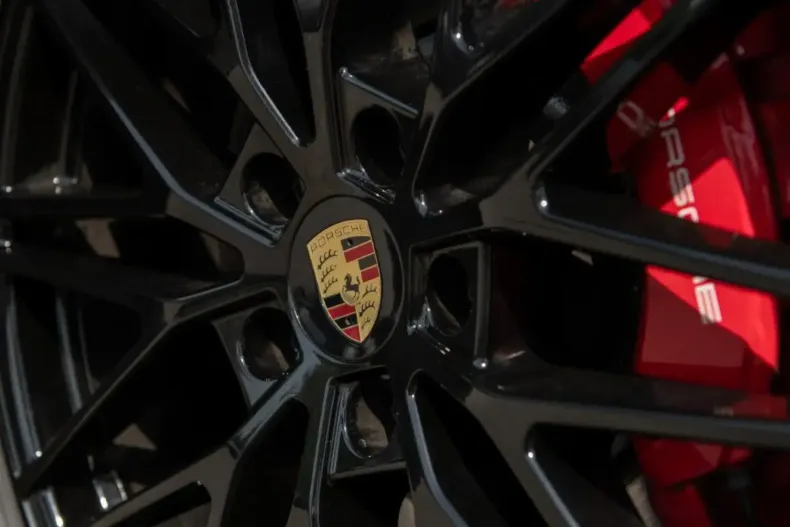 Porsche Cayenne din 2024 cu 3.600 km - oferta POR120439 - foto 28