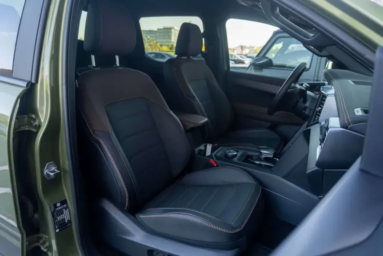 Volkswagen Amarok din 2025 cu 9.735 km - oferta VOL120444 - foto 27