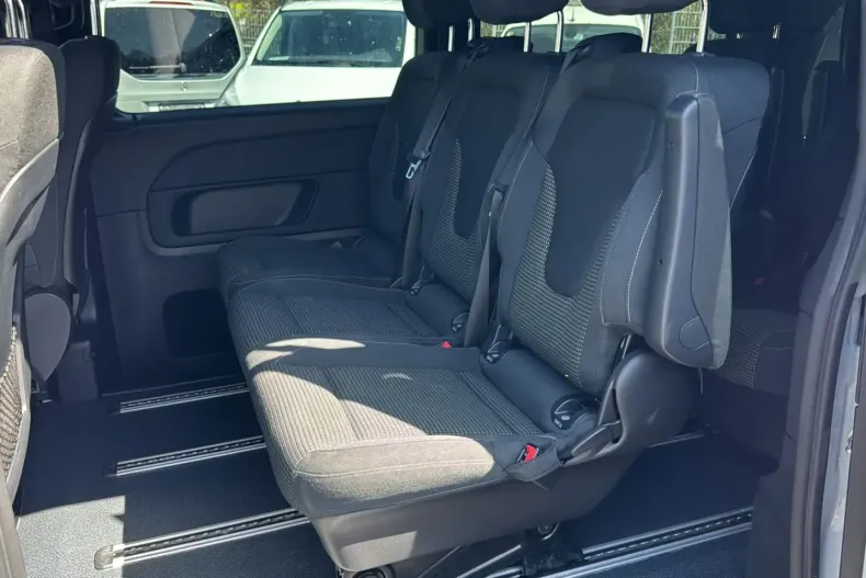 Mercedes-Benz V 250 din 2023 cu 55.101 km - oferta MER120447 - foto 11