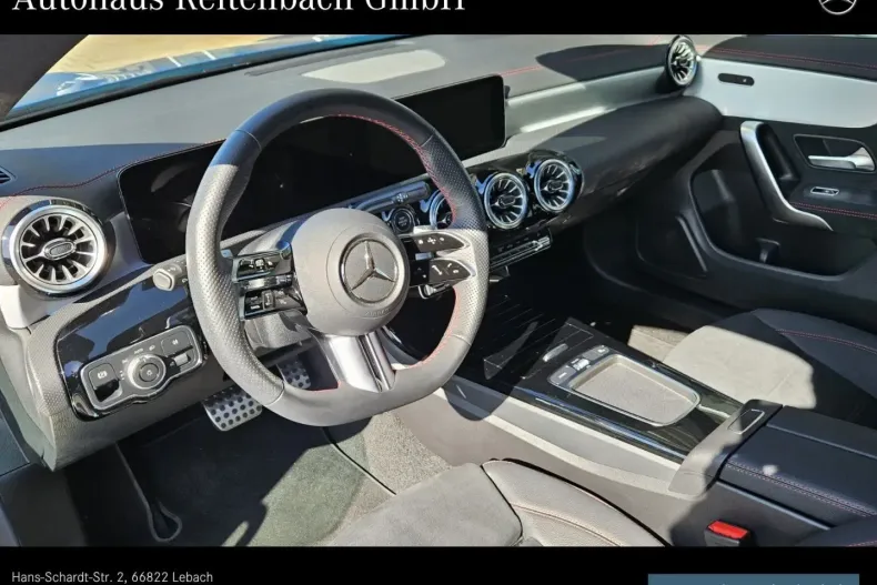 Mercedes-Benz CLA 220 din 2024 cu 17.444 km - oferta MER120449 - foto 9