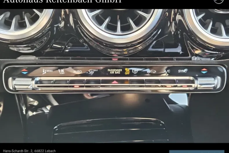 Mercedes-Benz CLA 220 din 2024 cu 17.444 km - oferta MER120449 - foto 20