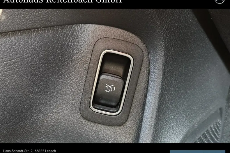 Mercedes-Benz CLA 220 din 2024 cu 17.444 km - oferta MER120449 - foto 23