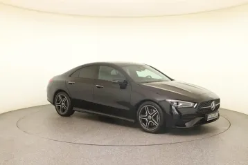 Mercedes-Benz CLA 220 din 2023 - oferta MER120450