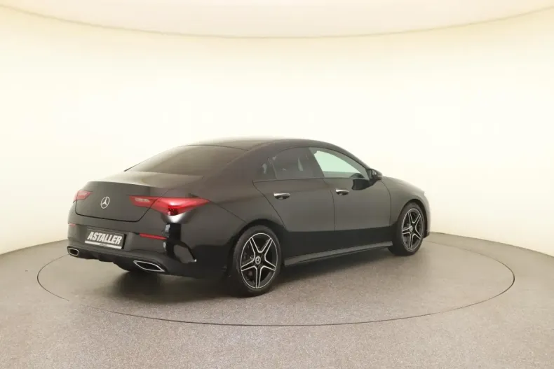 Mercedes-Benz CLA 220 din 2023 cu 17.916 km - oferta MER120450 - foto 4