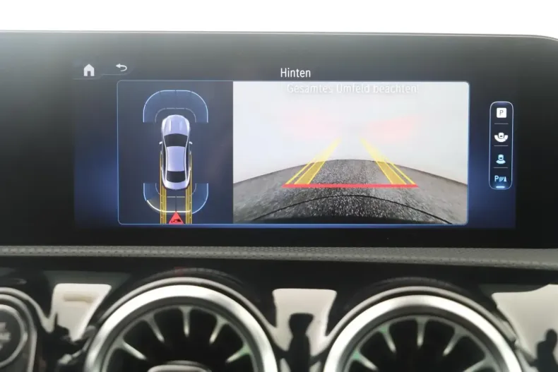 Mercedes-Benz CLA 220 din 2023 cu 17.916 km - oferta MER120450 - foto 16