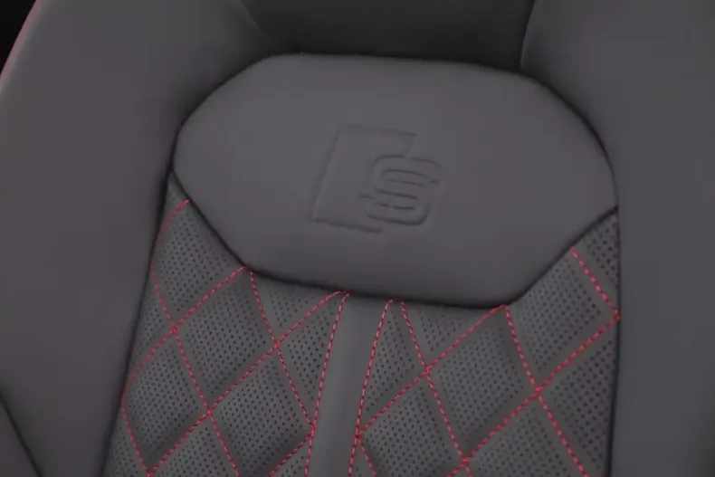 Audi SQ8 din 2025 cu 50 km - oferta AUD120451 - foto 19