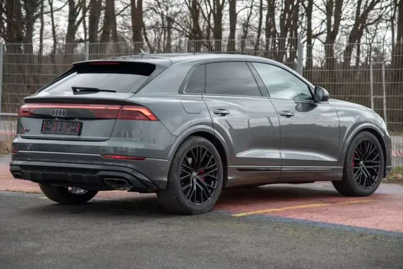 Audi Q8 din 2025 cu 50 km - oferta AUD120452 - foto 4