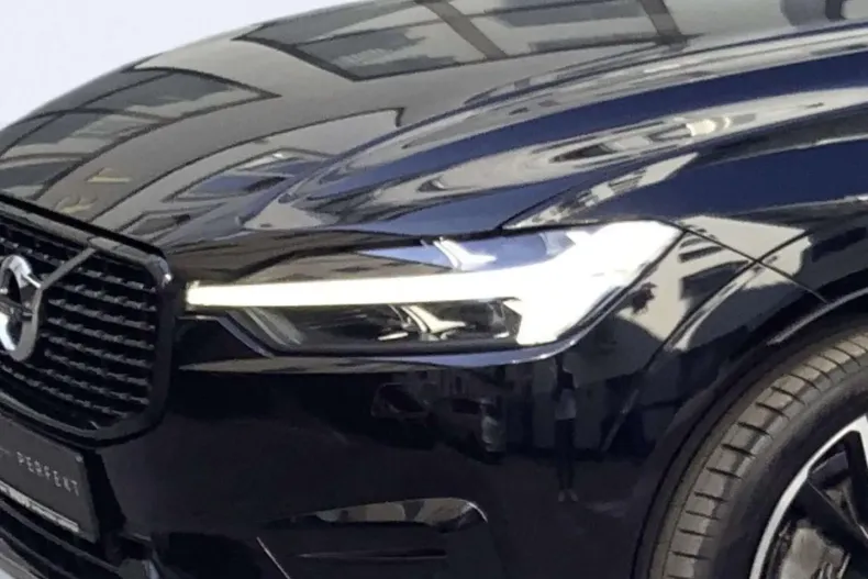 Volvo XC60 din 2022 cu 49.900 km - oferta VOL120472 - foto 5