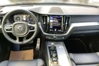 Volvo XC60 din 2022 cu 49.900 km - oferta VOL120472 - foto 8