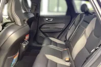 Volvo XC60 din 2022 cu 49.900 km - oferta VOL120472 - foto 9