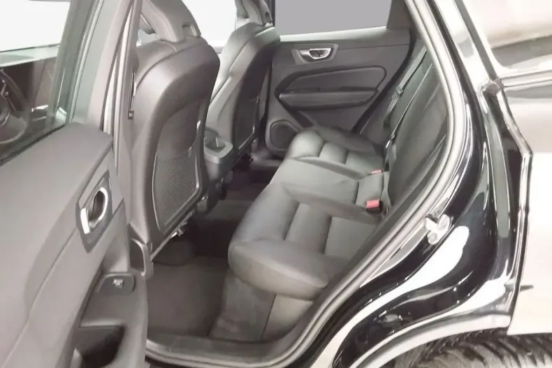 Volvo XC60 din 2024 cu 41.517 km - oferta VOL120473 - foto 8