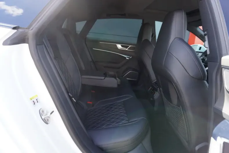 Audi A7 din 2022 cu 69.870 km - oferta AUD120480 - foto 11