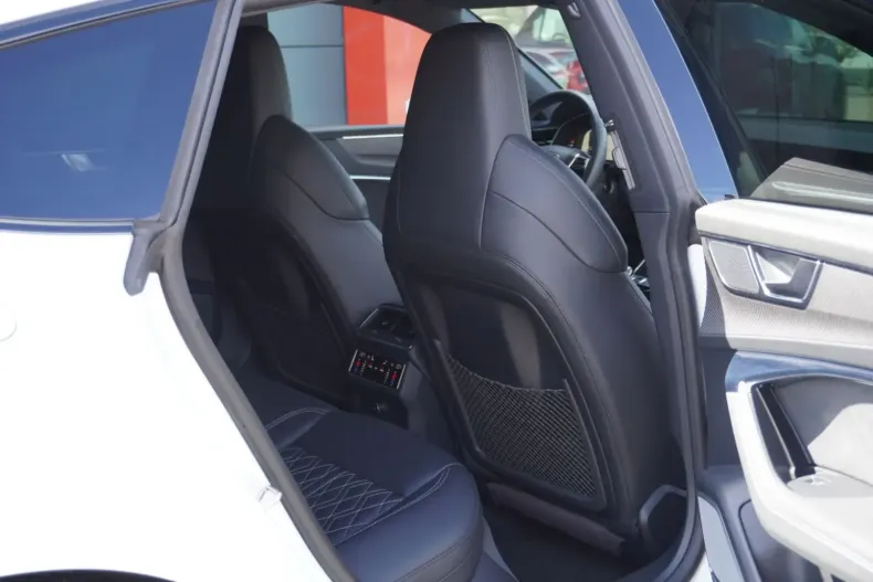 Audi A7 din 2022 cu 69.870 km - oferta AUD120480 - foto 19