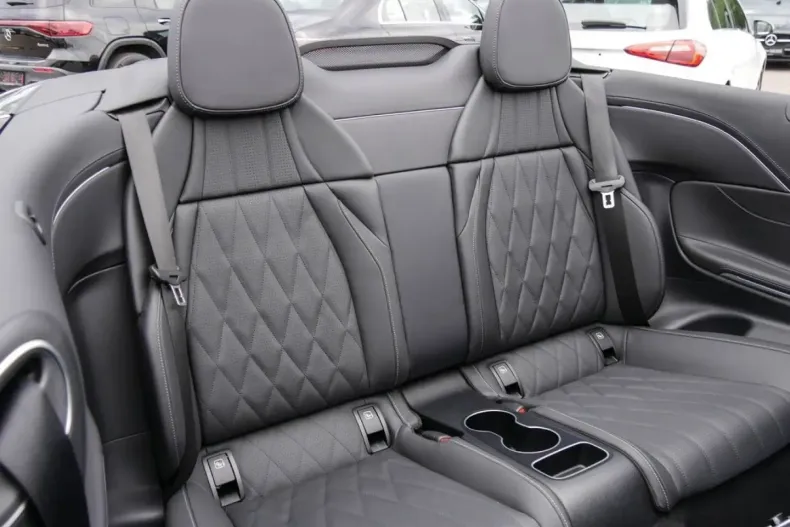 Mercedes-Benz CLE 450 din 2024 cu 12.409 km - oferta MER120482 - foto 4